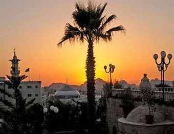 Hotel Amra Palace