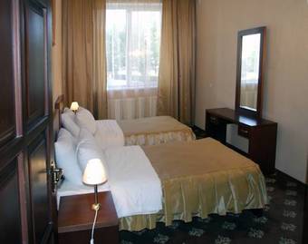 Hotel Bazaleti Lake