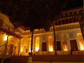 Hovli Poyon Hotel