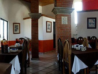 Hotel Parador Del Rey