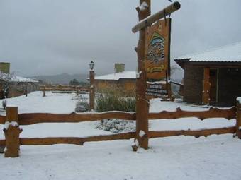 Lodge Lomas Del Dique Caba�as
