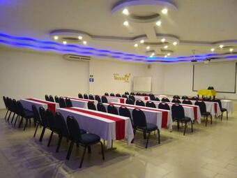 Hotel Verano Plaza