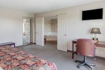 Hotel Ramada Shelbyville