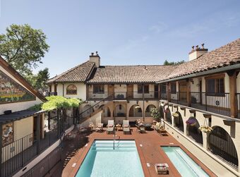 Hotel Rancho Caymus Inn