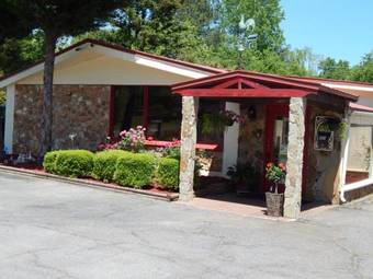 Posada Valley Inn