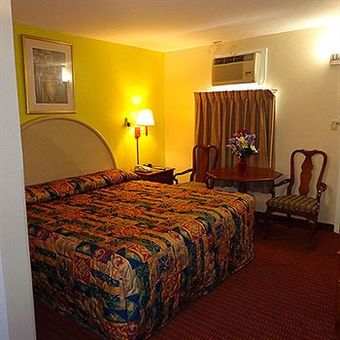 Motel Economy Inn Express Warren