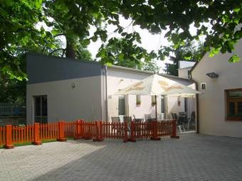 Hostal Penzion A Polocafe U Lavky