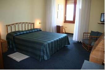Roma Hotel