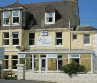 Hotel Quies (.)