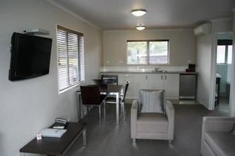 Aveda Motor Lodge