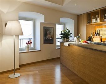 Hotel Romanda