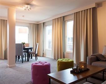 Hotel First Plaza