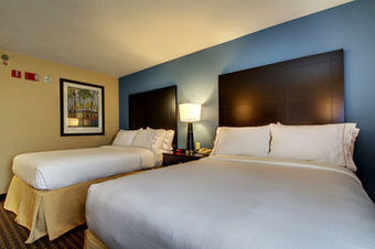 Hotel Holiday Inn Express Fort Campbell-oak Grove