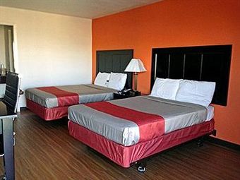 Motel 6 Leesville