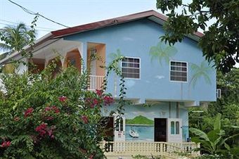 Hostal Fish Tobago Guesthouse