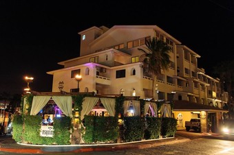 Bahía Hotel & Beach Club