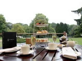 Hotel Oakley Court