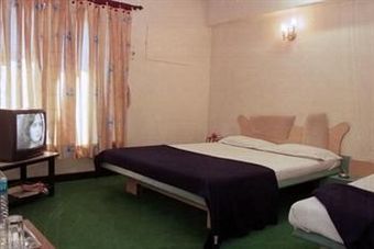 Hotel Rahi Plaza