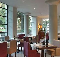 Hotel Flora