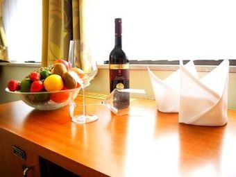 Mosel Hotel H�hn