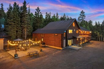 Lodge Duck Creek Village Inn