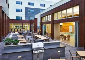 Hotel Element Fargo