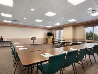 Hotel Super 8 Estevan, Sk