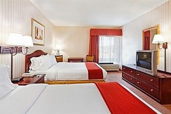 Hotel Mountain Inn & Suites