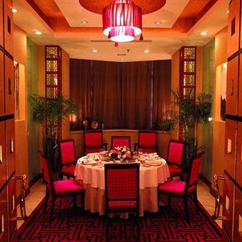 Hotel Gloria Plaza