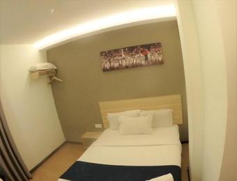 Orange Hotel, Sungai Buloh