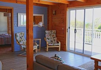 Acacia Cottage