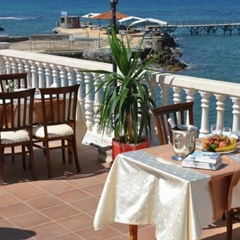 Hotel Manolya