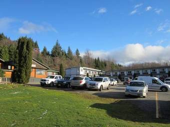 The Chalet Motel