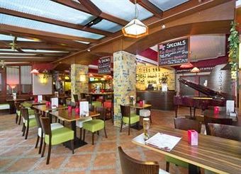 Rowantree Hotel