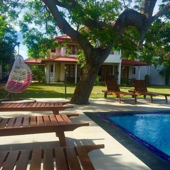 Bay Beach Hotel