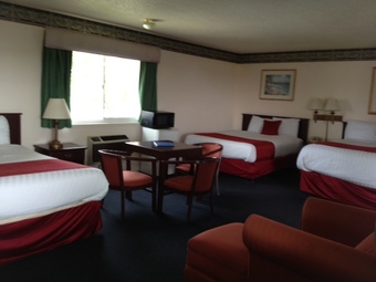 Hotel Courtesy Inn