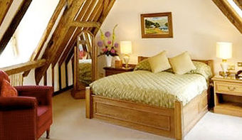Hotel Maids Head