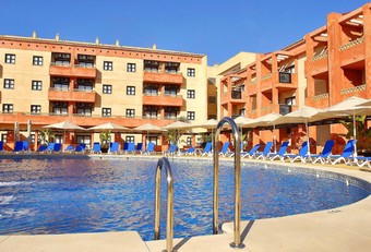 Apartamentos Leo Punta Umbr�a