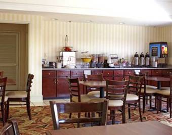 Hotel Days Inn & Suites