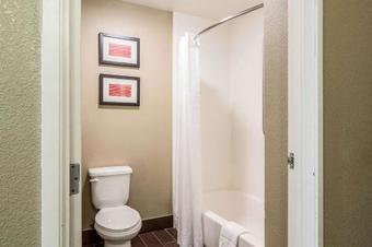 Hotel Quality Inn & Suites