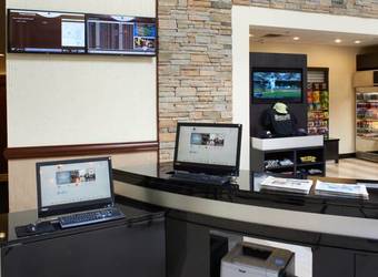 Hotel Doubletree By Hilton Dearborn