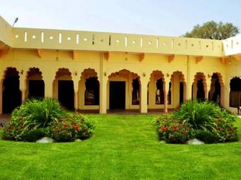 Hotel Shahi Place
