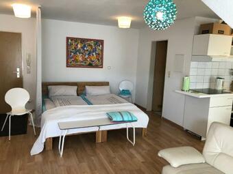 Apartamento Studio Ochsenfurt Mit Sonnigem Balkon