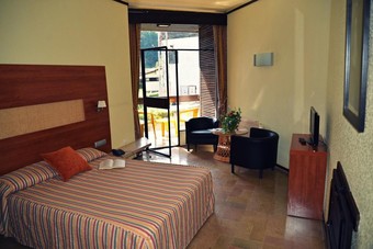 Hotel Bazt�n