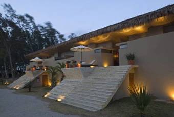 Hotel Isla Taj�n