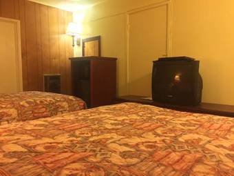 Town Motel