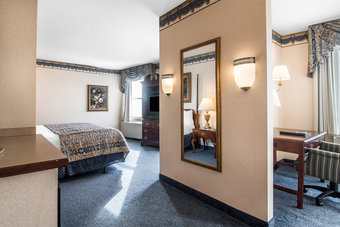 Utica Hotel