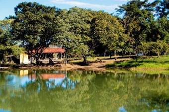 Hostal Pousada Chal�s Capelinha