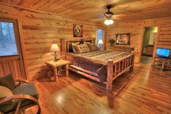 Bobcat Lodge