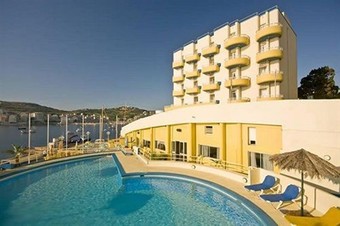 Hotel Ambassador